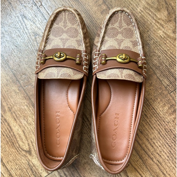 Coach Crosby Turnlock Driver Women’s Loafers - Picture 3 of 3